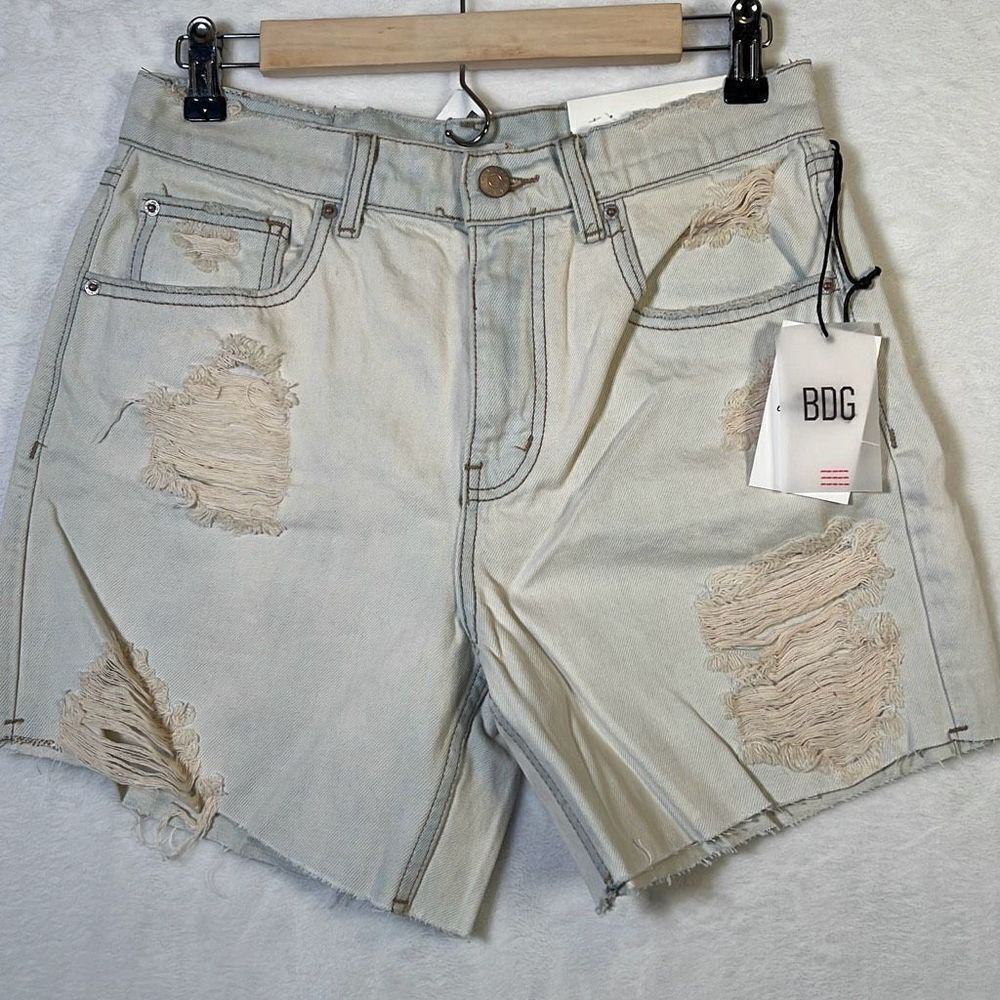 BDG Dropped waist destroy‎ Denim Women’s Shorts-NWT-size 26